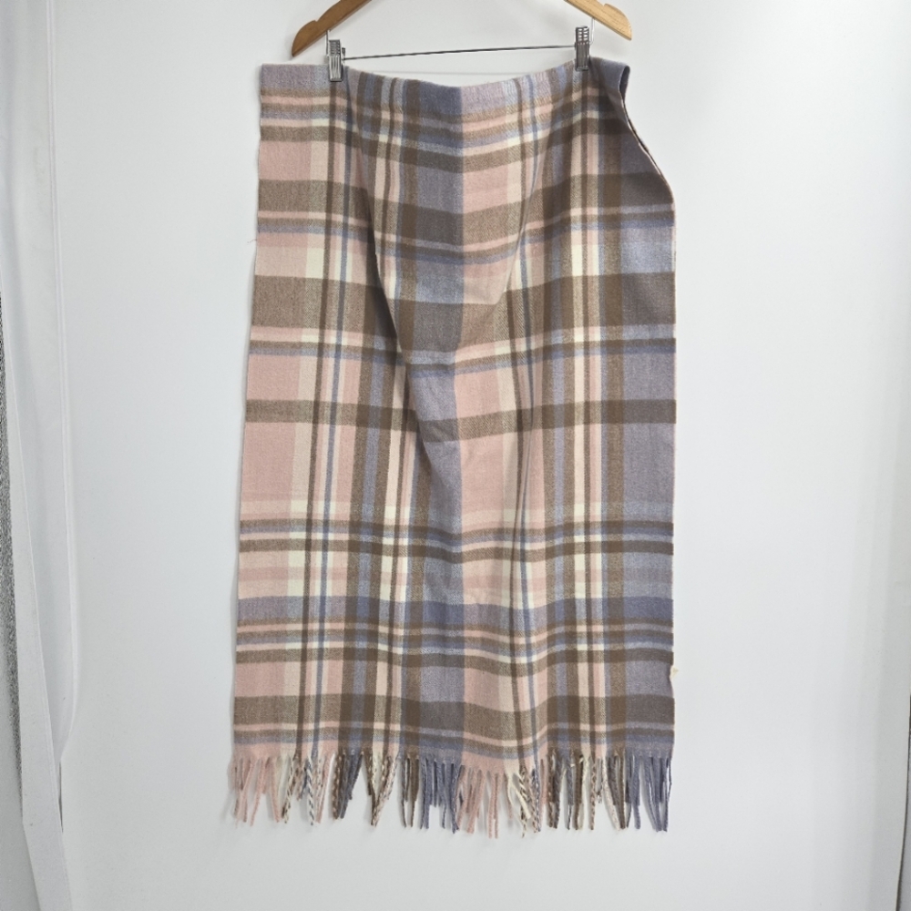 Pretty‎ Pink Plaid Scarf - Picture 8 of 10